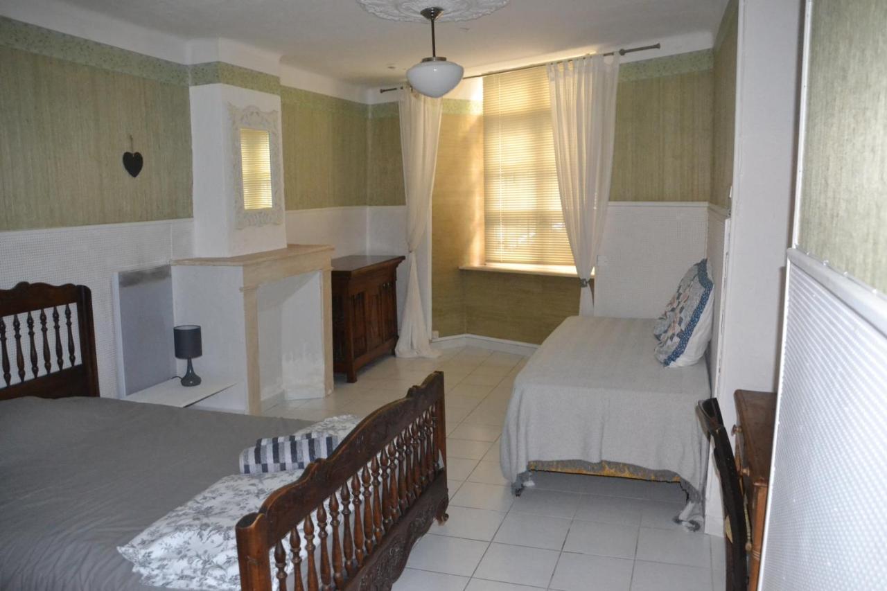 St Jean Du Gard : Spacious Apartment With Use Of Pool 圣让杜加尔 外观 照片