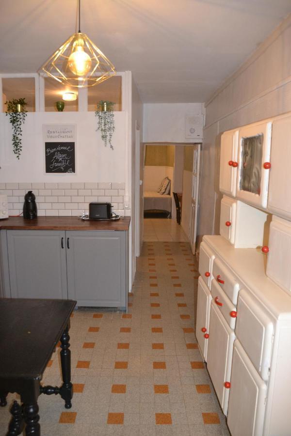 St Jean Du Gard : Spacious Apartment With Use Of Pool 圣让杜加尔 外观 照片